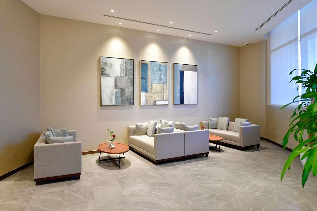 Clarion Hotel Jeddah Airport Interior photo